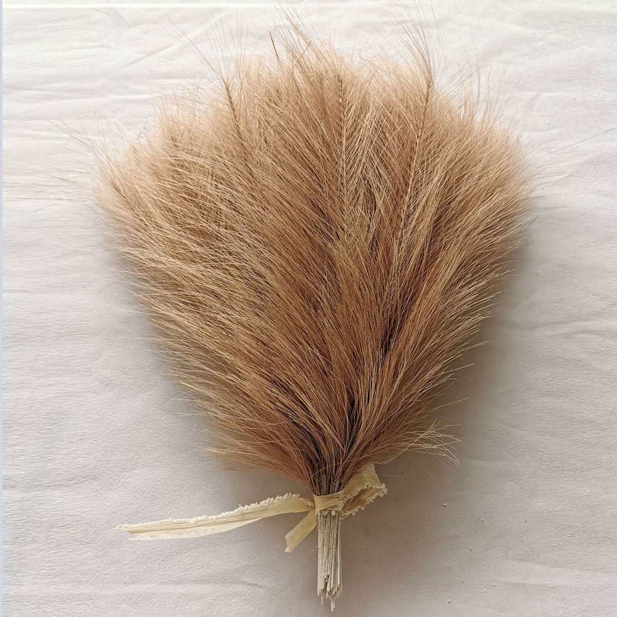 Premium Artificial Pampas Grass for Living Room Decor