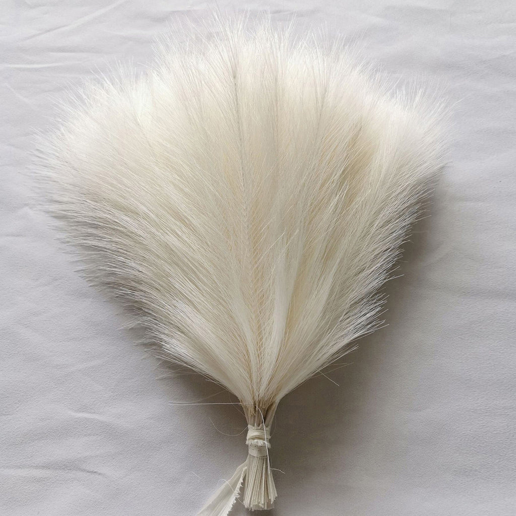 Premium Artificial Pampas Grass for Living Room Decor